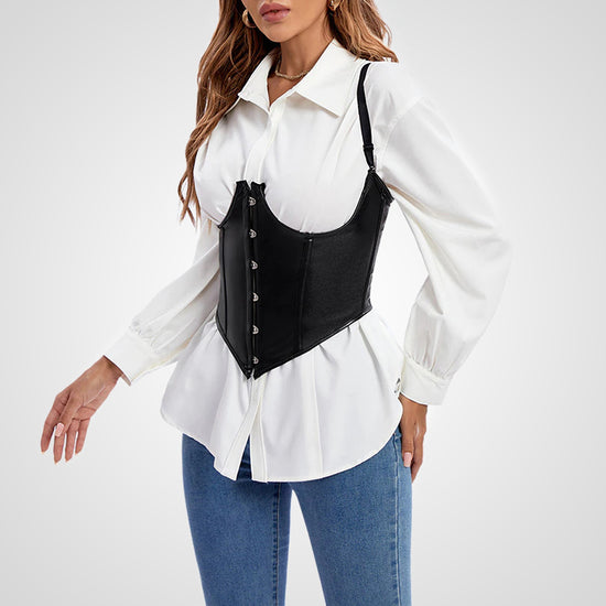 Elegancki czarny gorset underbust z ramiączkami, wykonany z eko-skóry, z asymetrycznym krojem.